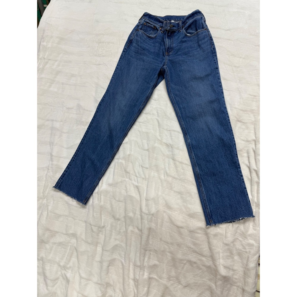 Abercrombie & Fitch Curve Love High Rise Straight Jeans Waist‎ 28